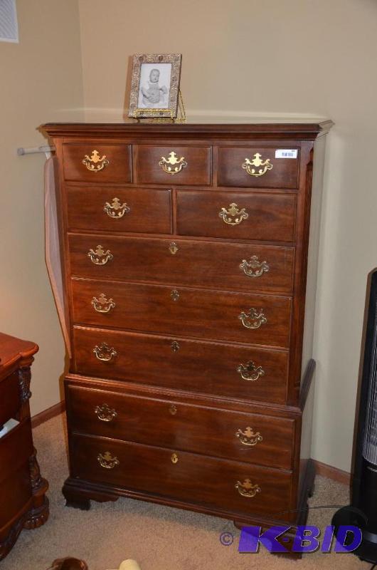 lot 203 image: Drexel Wood dresser 19x38x62". Upper lev...