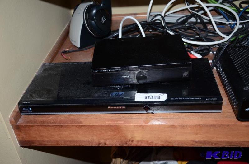 lot 207 image: Panasonic BlueRay player model DMP-210 powers...