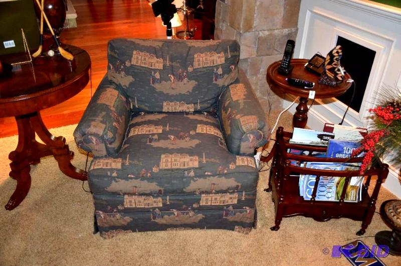 lot 21 image: Henredon Golf pattern&nbspchair Custom ...