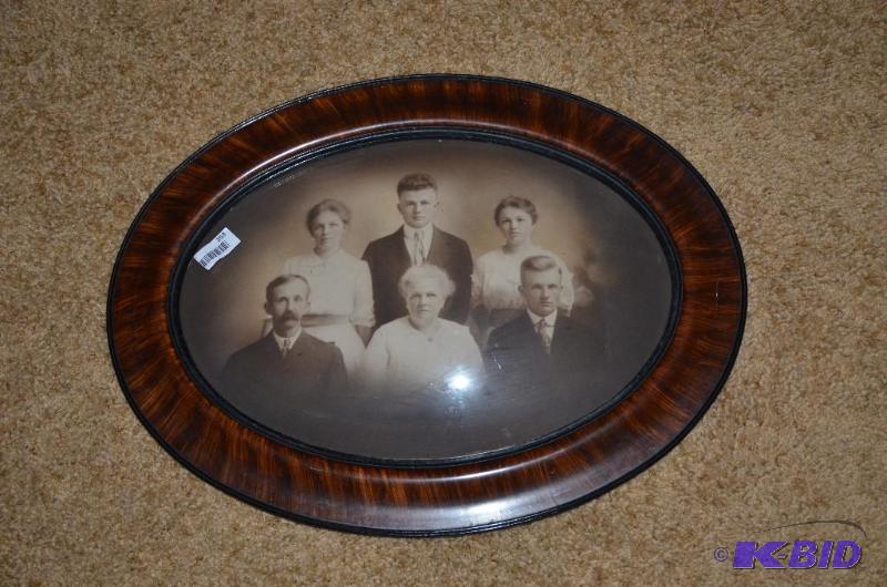 lot 253 image: Antique 18x24" bubble convex glass wood ...