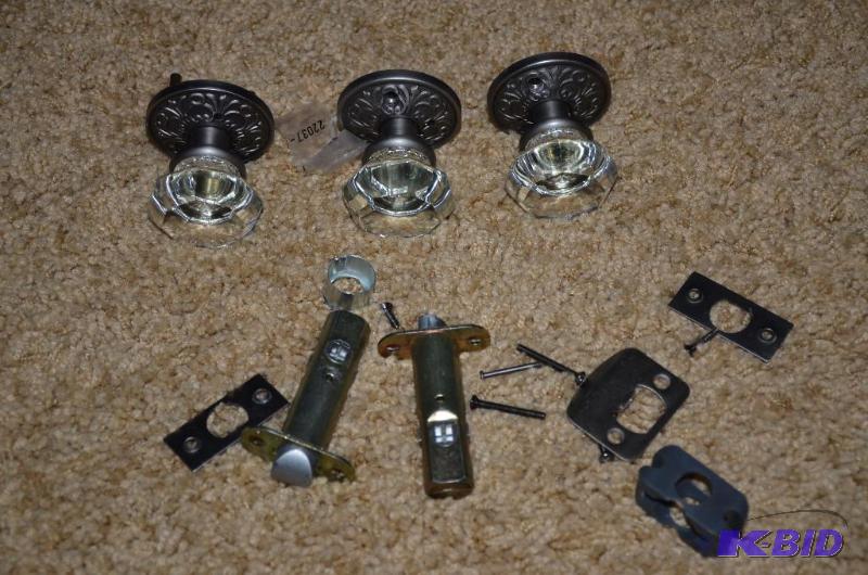 lot 264 image: Heavy glass door knob assembly...