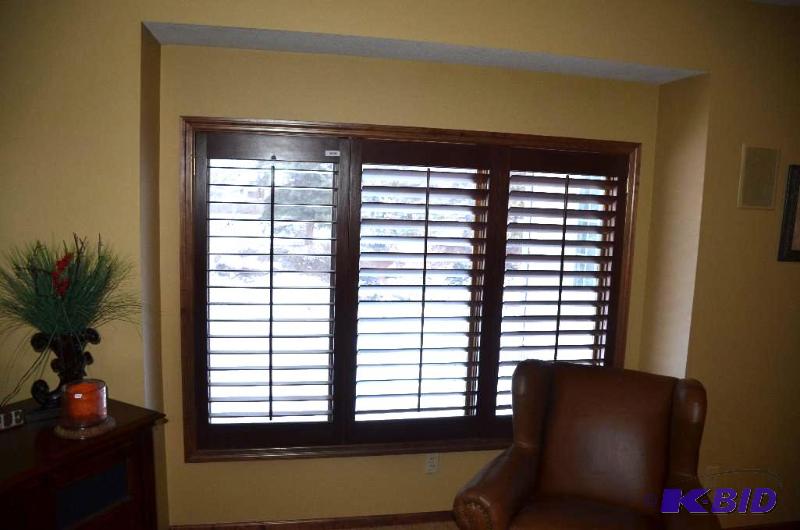 lot 267 image: Three 28x58&nbspindoor&nbspwindow shutters...