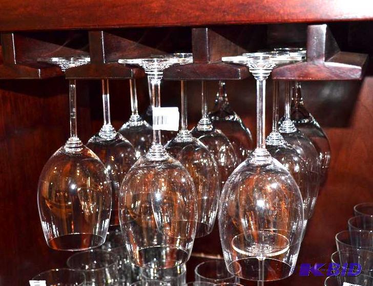 lot 84 image: 13 wine goblets...