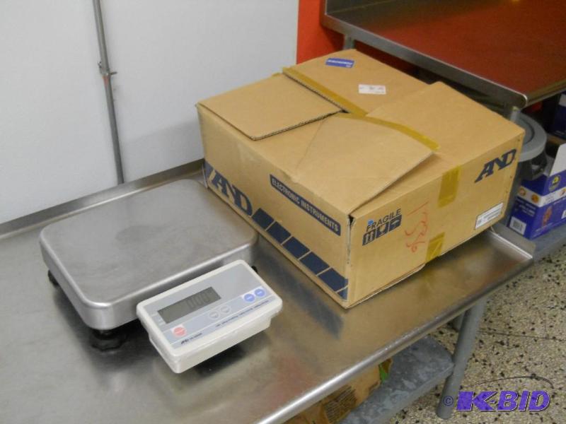 lot 4 image: A&D FG60KBM Scale. Industrial Grade.
