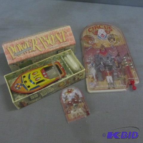 Tin Toy Pinball, Power Boat