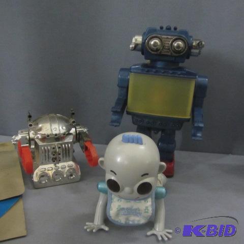 Battery Operated Robots