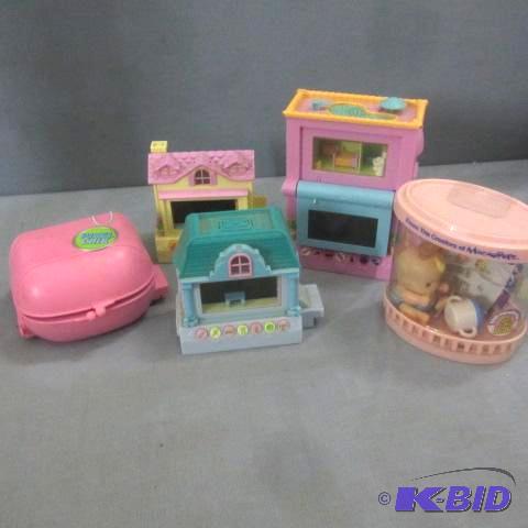 Pixel Chix Sets