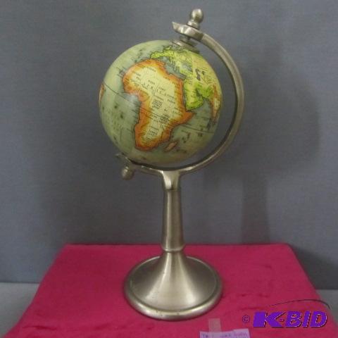 Globe Award - The News Room