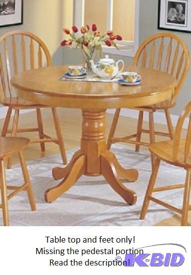 lot 33 image: Oak Table Top and Feet - Table top and feet o...