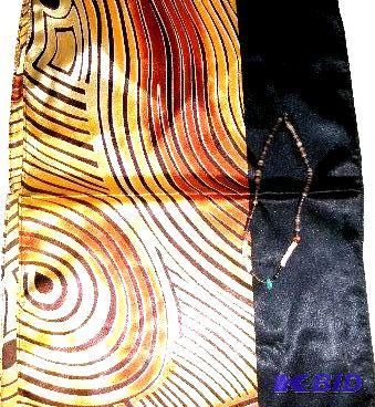 lot 50 image: Gloetta&nbspScarf with Necklace - Scarf is 5...