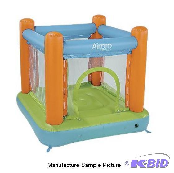 lot 51 image: Bouncy Castle - Comes with bag, built in pump...