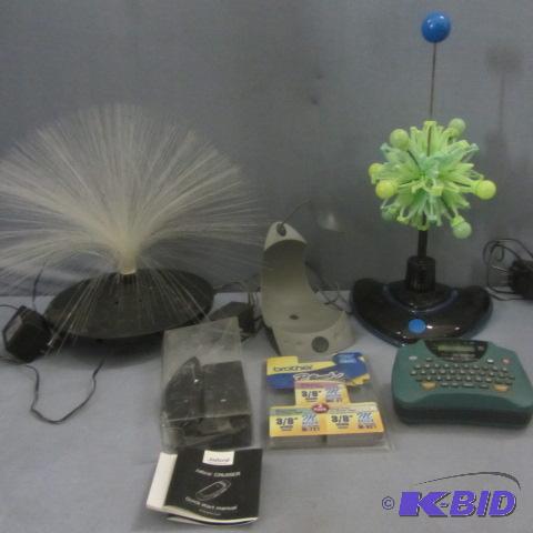 Speakerphone, Lamps
