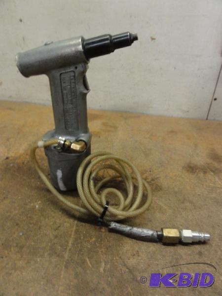 Pneumatic Pop Riveter Model PR0520A...