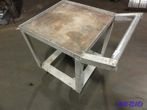 Aluminum Framed Cart, 26&quot x 26&quot Top...