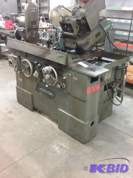 lot 15 image: Norton 10" x 20" Universal Cylindri...