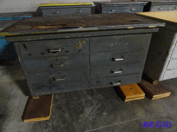 lot 165 image: Heavy Duty Steel 7-drawer cabinet Approximate...