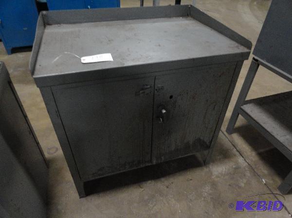 lot 178 image: Work Bench Cabinet with shelf Approximate 24&...
