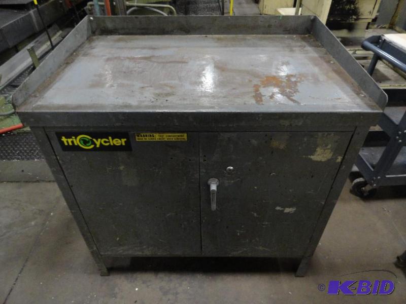 lot 329 image: Workbench Cabinet Approximate 36" x 24&q...