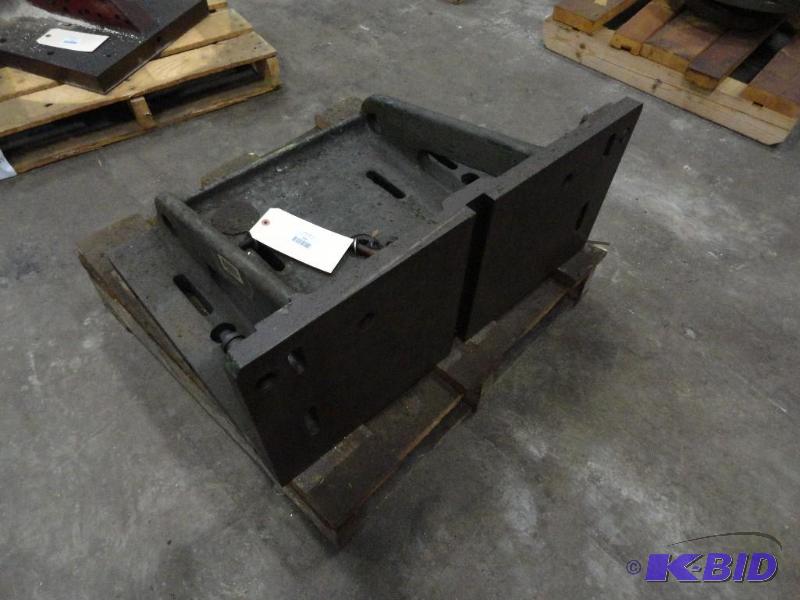 lot 336 image: Angle Plate, (3) T-Slotted 20&quoth x 26&quo...