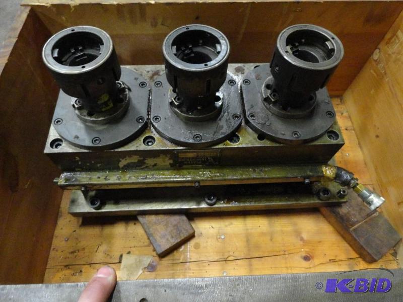 lot 356 image: 3-Spindle Head, 40 taper spindles, on 6"...