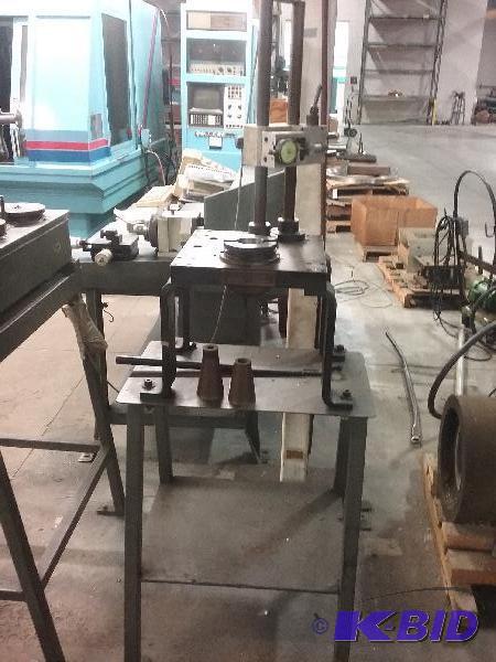 lot 36 image: Tool setting fixture for 50 NMT taper tool ho...