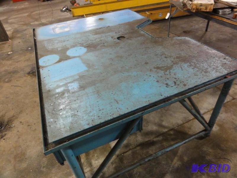 lot 378 image: All Steel Table with coolant channels approxi...