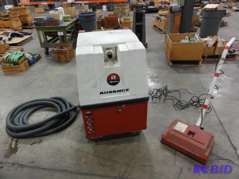 lot 384 image: Advance Aquatron 20 Carpet Cleaning Machine I...