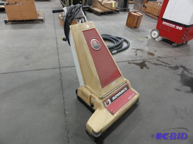 lot 385 image: Advance 28" Carpetriever Large Area Vacu...