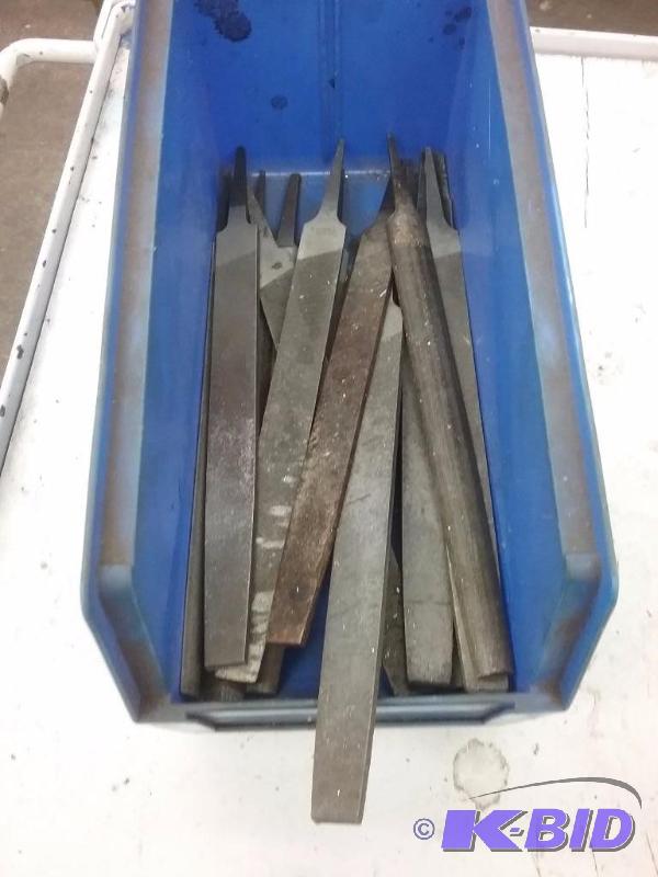 lot 413 image: Assorted files mostly flat single cut 8"...