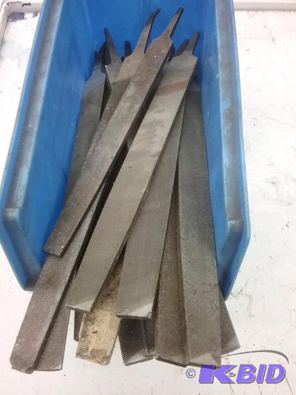 lot 414 image: Assorted files mostly flat single cut 10&quo...