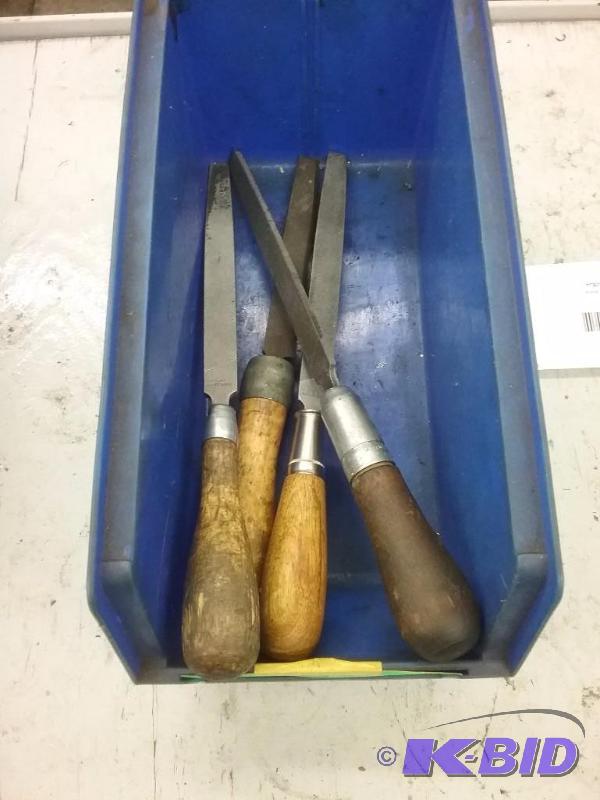 lot 417 image: Assorted files mostly flat single cut 6"...