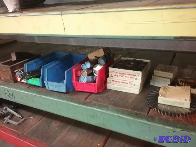 lot 459 image: Assorted milling cutters, wheel dressers, MT ...