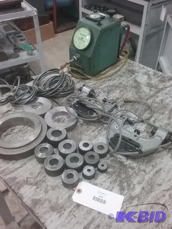 lot 479 image: Air gage equipment Federal Dimensionair Mode...