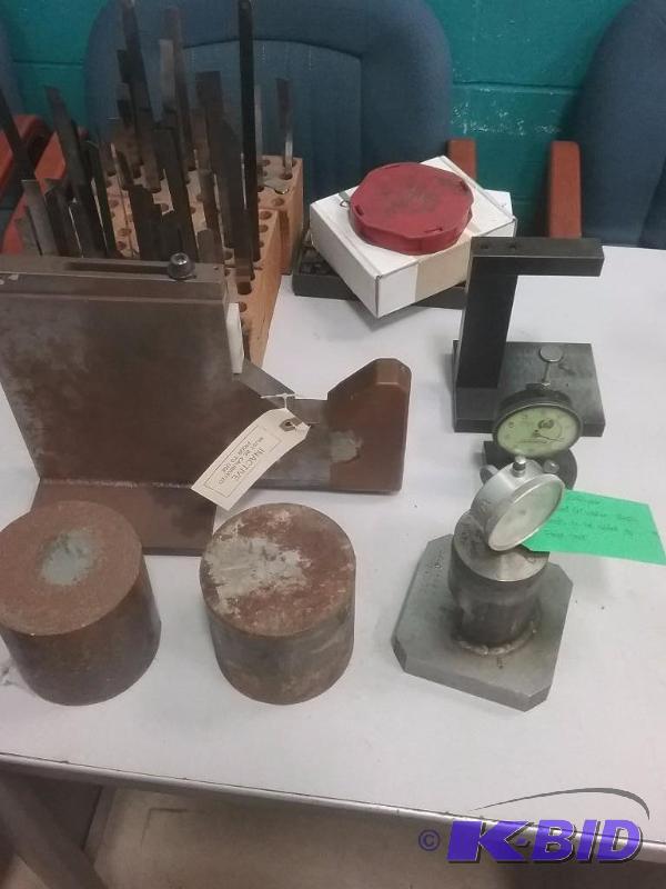 lot 485 image: Miscellaneous lot (3) blocks of shim stock, ...