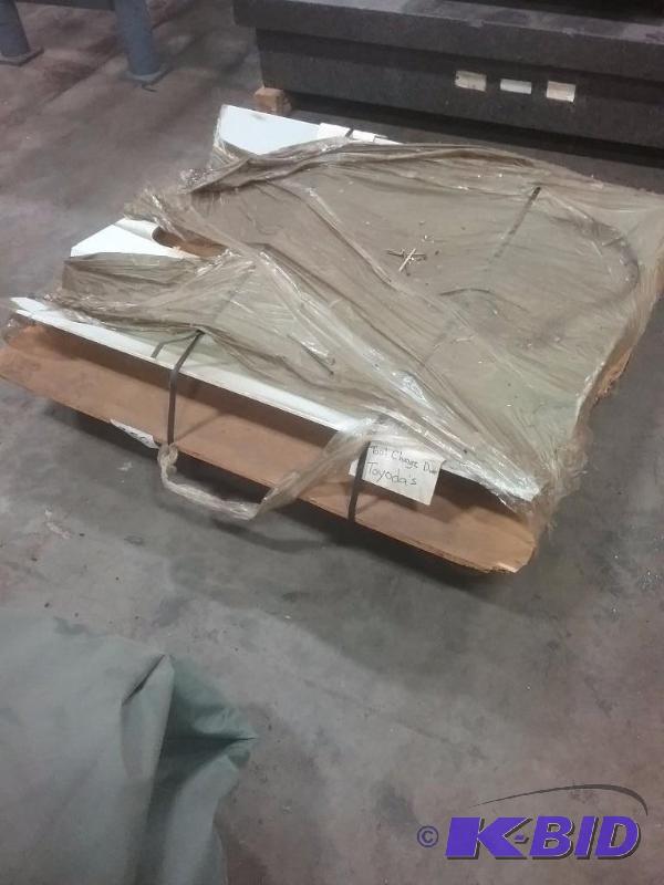 lot 500 image: Tool changer compartment door for Toyoda mach...