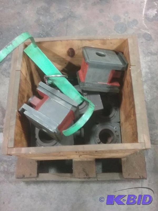 lot 501 image: 50 taper tool changer tool holding blocks, ap...