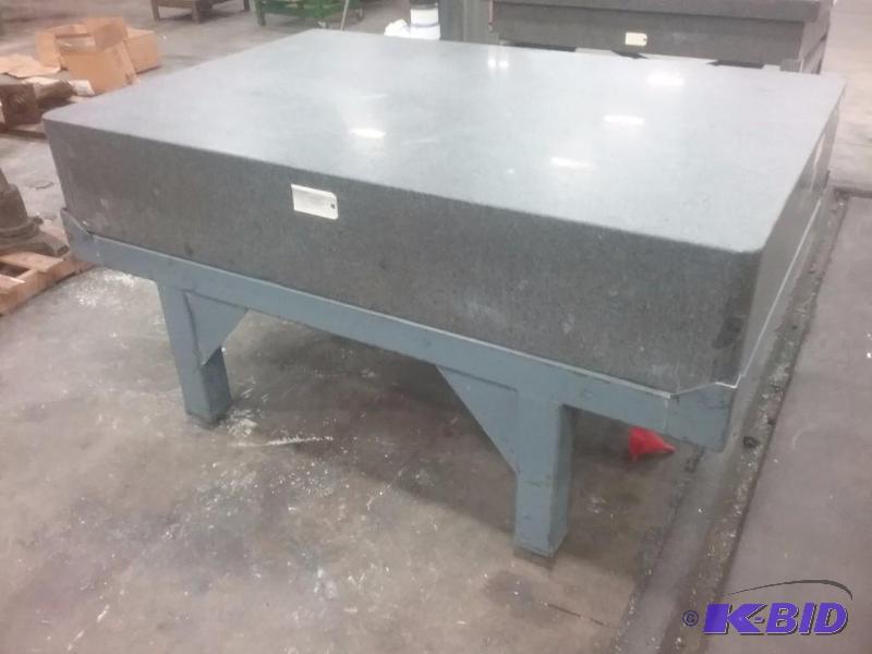 lot 571 image: Black granite surface plate, on steel stand, ...