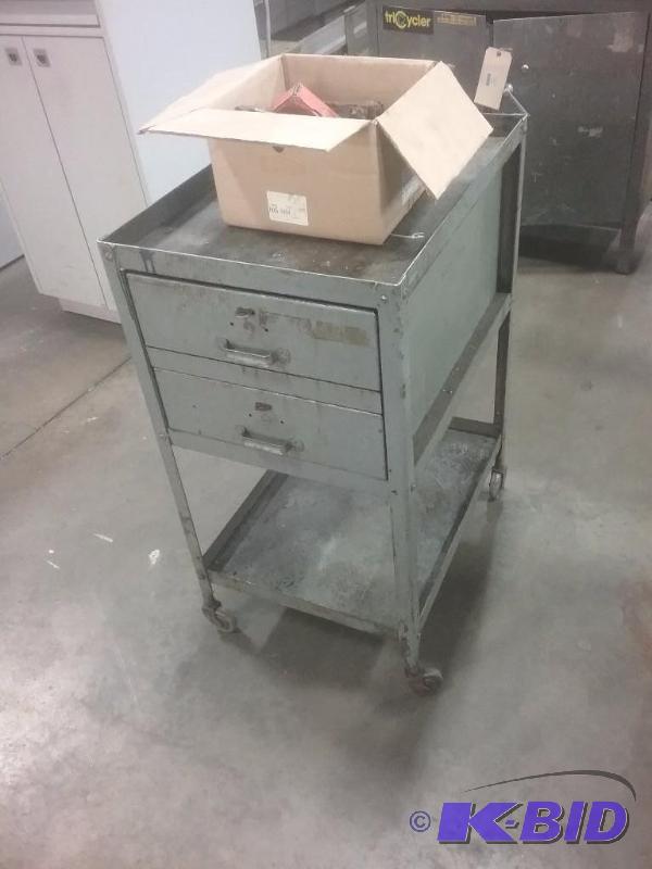 lot 584 image: Steel 2-drawer rolling cart, Lyon Products br...