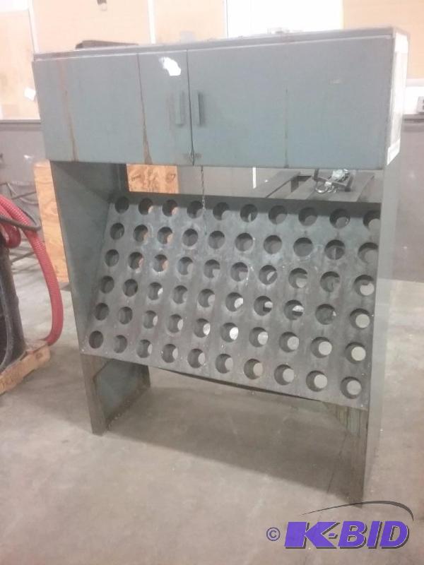 lot 619 image: 50 taper toolholder rack with 2-door cabinet ...