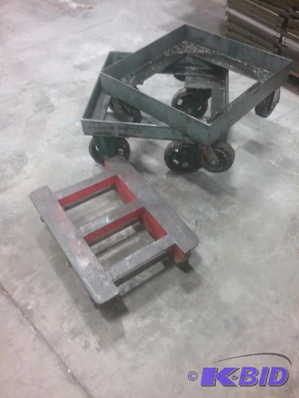 lot 659 image: (3) steel dolliescarts (2) 25" x 25&qu...