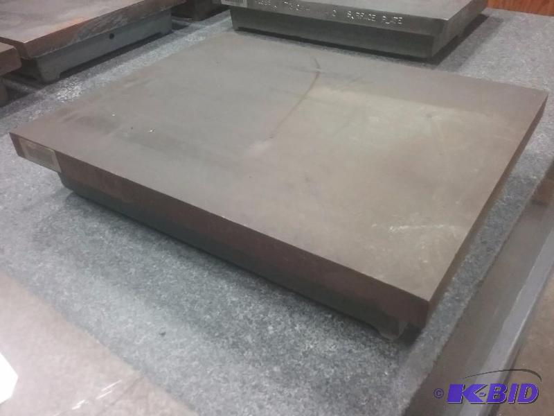 lot 684 image: Cast iron surface plate, 14" x 18",...