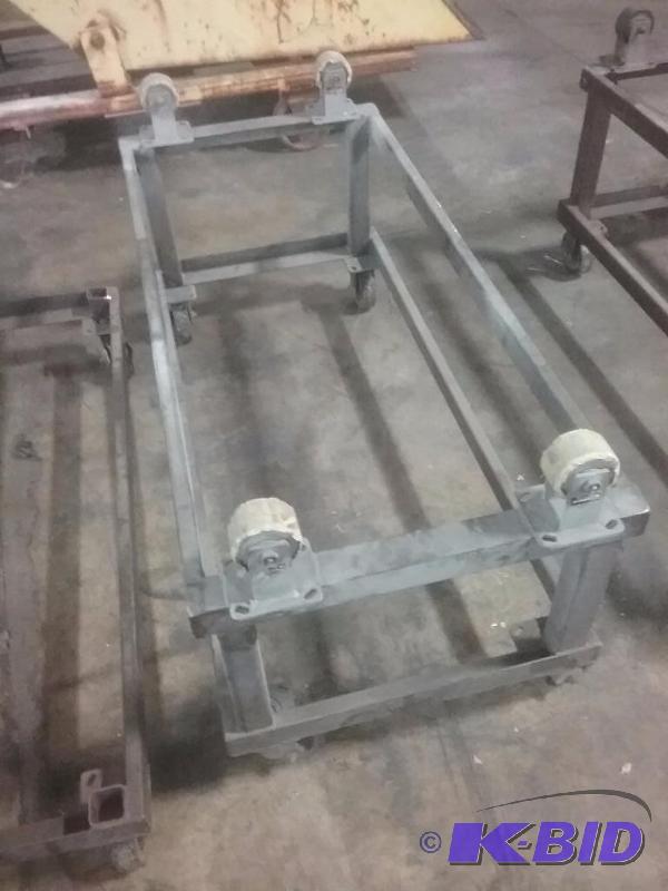 lot 689 image: Steel rolling cart, 24W" x 52L" x 2...