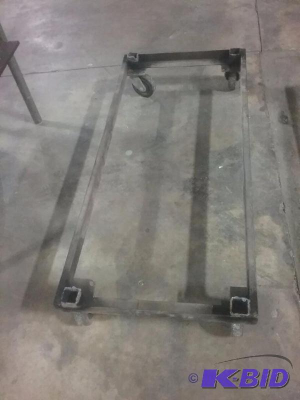 lot 691 image: Angle iron rolling steel frame, 24&quotW x 5...