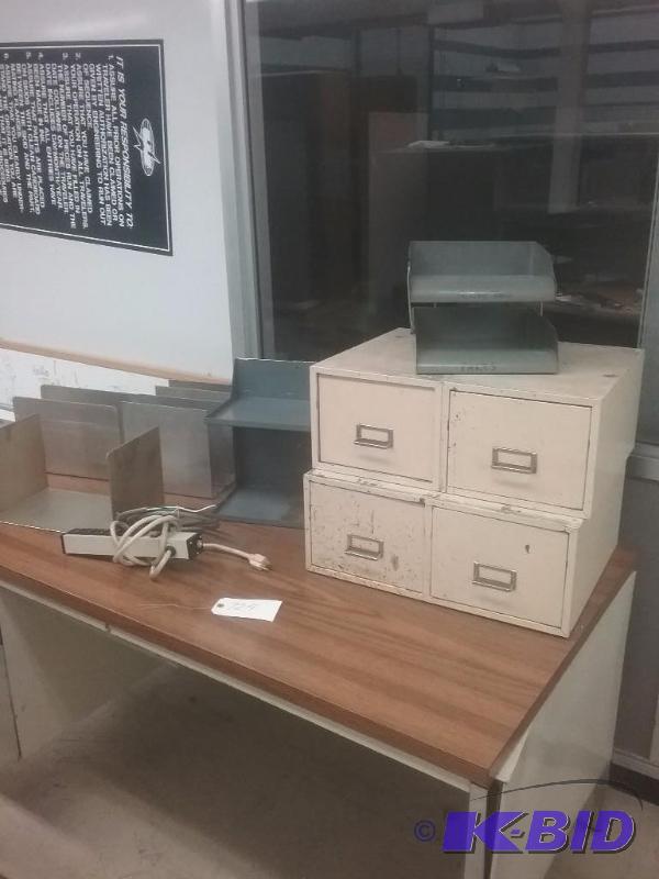 lot 724 image: (2) single drawer units, 8" 10" x 1...
