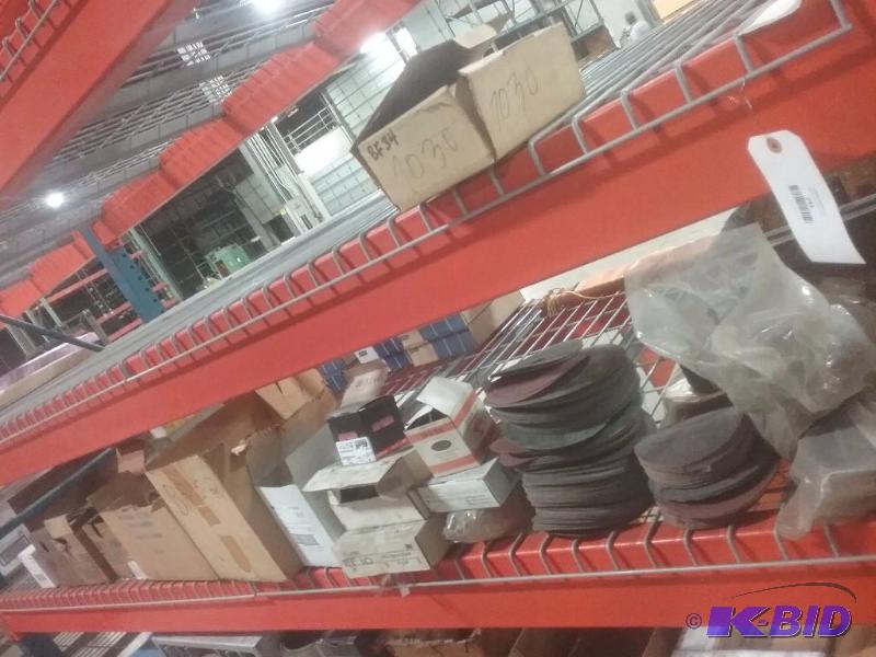 lot 728 image: Assorted sanding discs, 6" diameter and ...