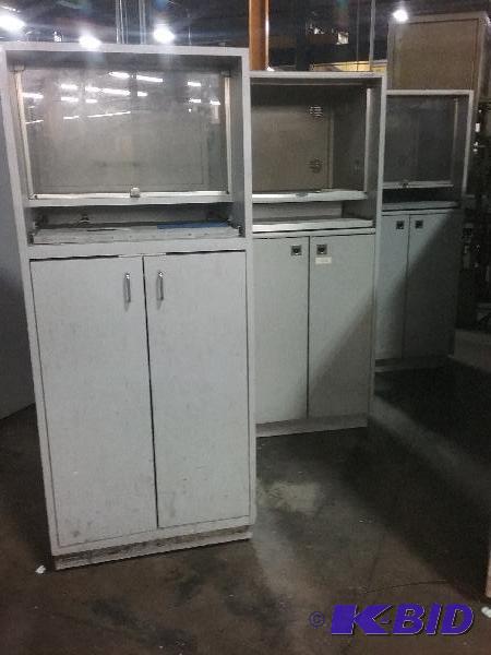 lot 74 image: (3) Rolling computer workstations. (3) are 24...