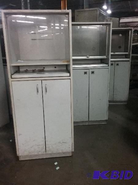 lot 75 image: (3) Rolling computer workstations. (3) are 24...