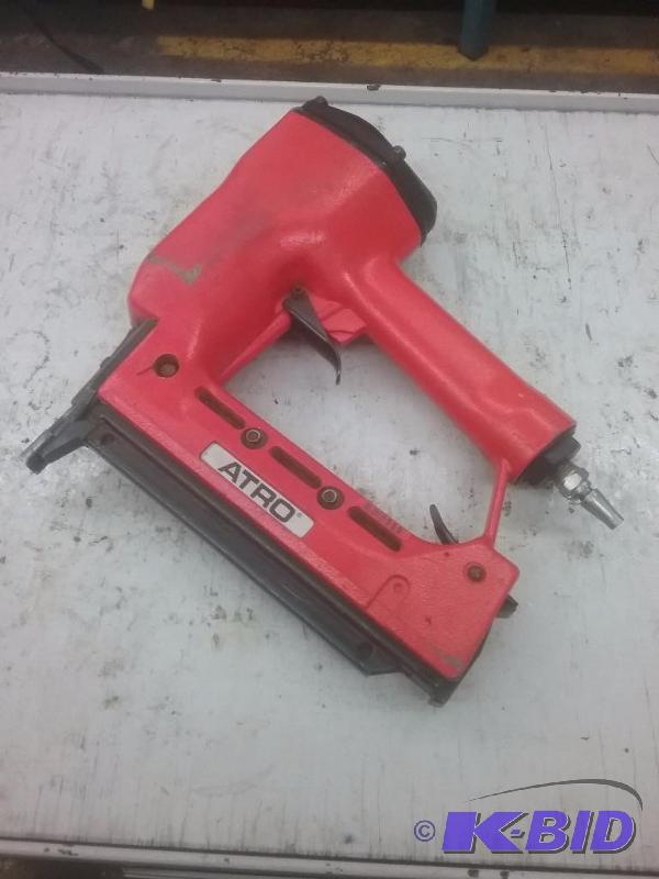 lot 785 image: Atro Minor Tip 50 pneumatic brad nailer, SN ...