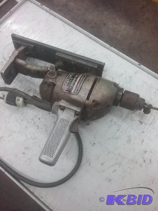 lot 788 image: Black & Decker No. 361 12" drill, 1...