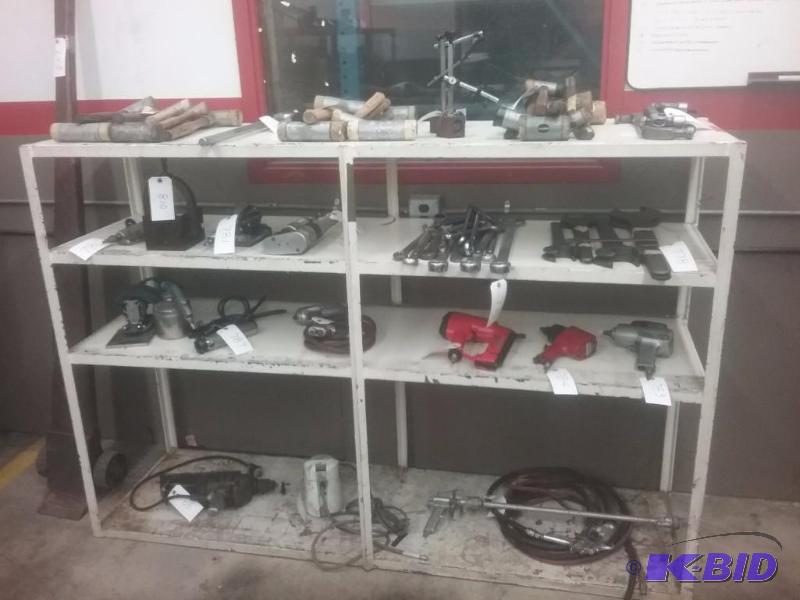 lot 820 image: Steel shelf unit, (4) shelves, 20" x 72&...